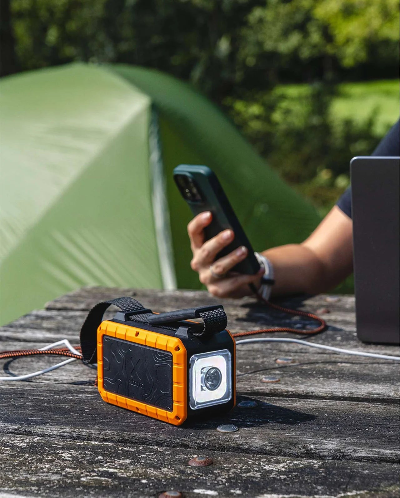 Rugged Zaklamp Powerbank 100W - 40.000 mAh