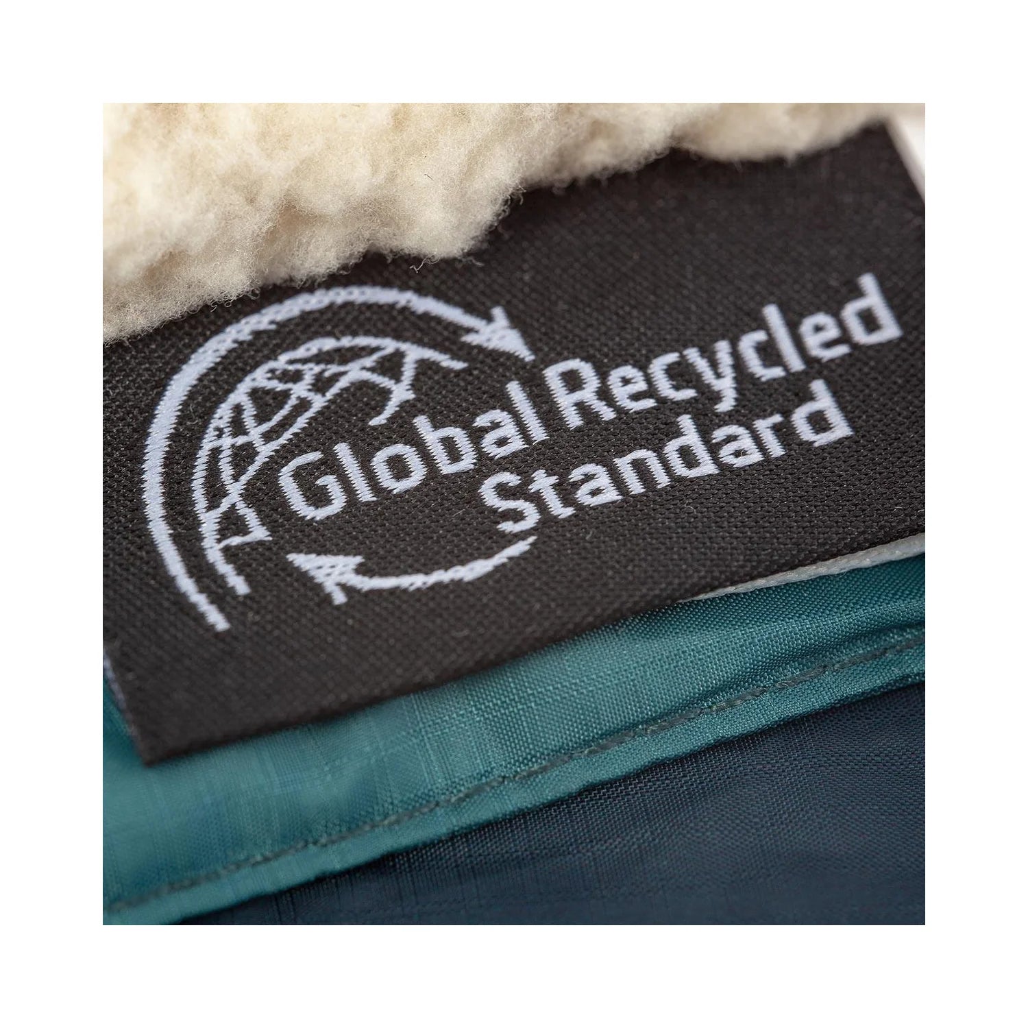 Vickywood slaapzak/kussen van 100% gerecycleerd materiaal